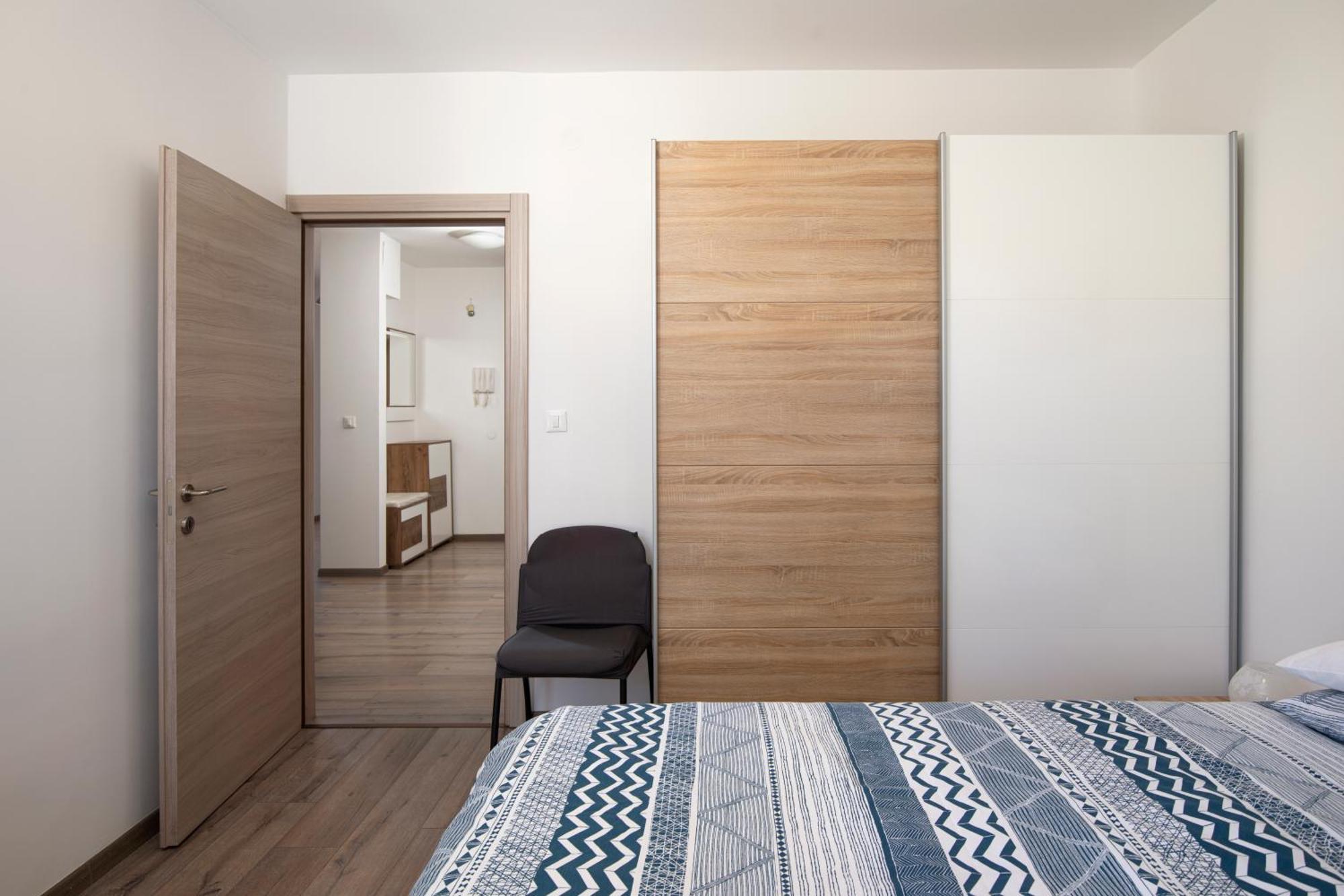 City Market Apartments プーラ エクステリア 写真