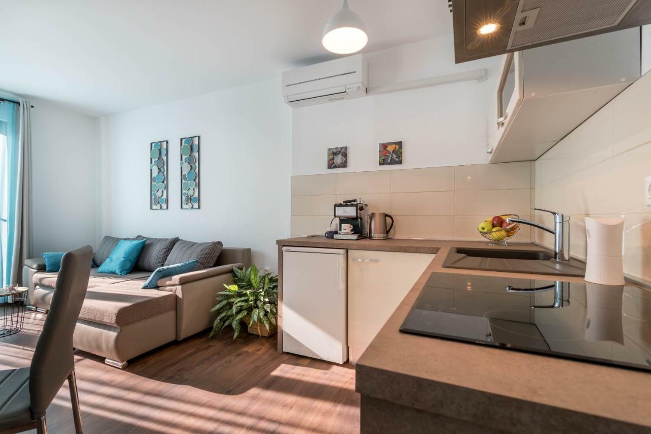 City Market Apartments プーラ エクステリア 写真
