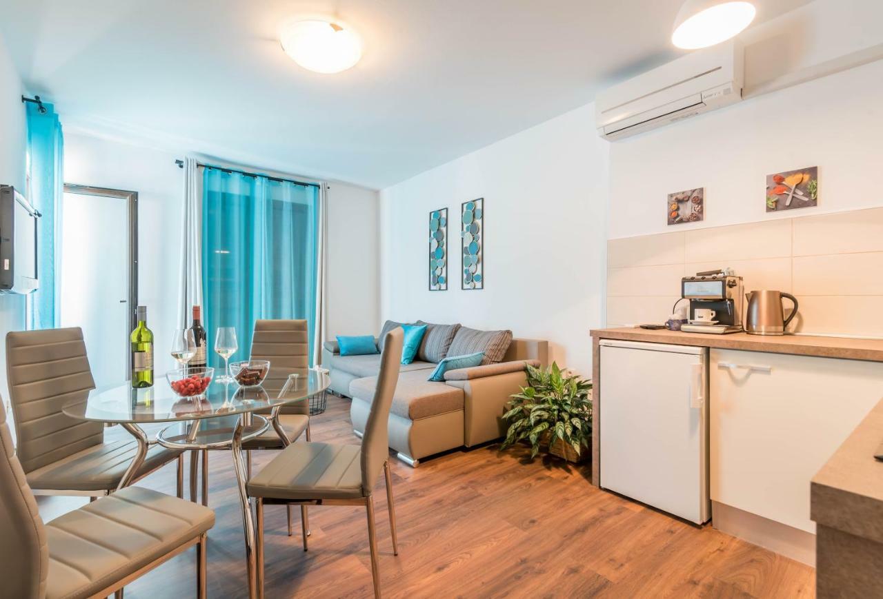 City Market Apartments プーラ エクステリア 写真